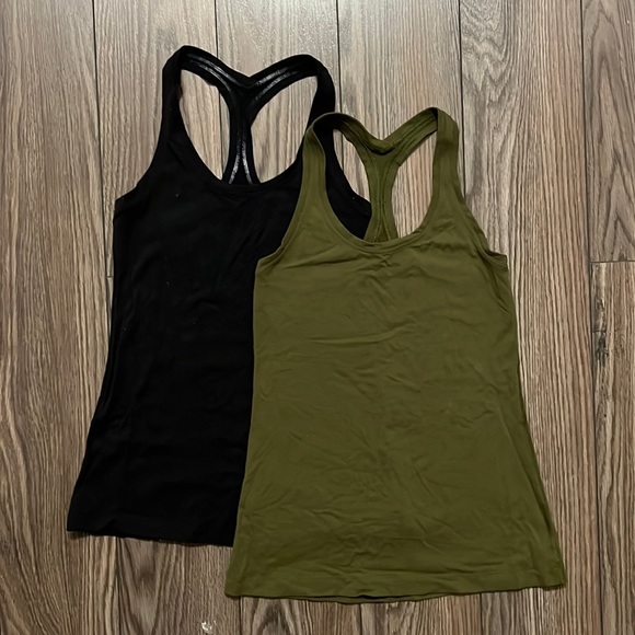 Cool Racerback lululemon Sz 4 - Picture 1 of 2